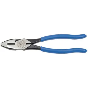 KLEIN TOOLS D2000-8 Linesman Pliers, Size 8-11/16 Inch, Dipped Handle | AA2AUW 10A976 / 70079-8