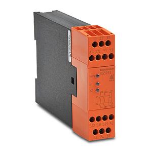 DOLD BG5933-22-61-24 Safety Relay, Two-Hand Control, 2-Channel, 24 VDC, 2 N.O. Safety Output | CV7XNY