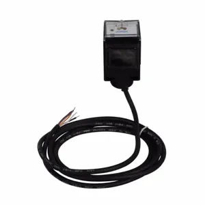 EATON 1250E-6514 Enhanced 50 Photoelectric Sensor, Right Angle, Sensor Distance: 200 Ft., 3A Max Ac | BJ6BBZ