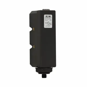 EATON E67-LRDP090-HLD E67 Long Range Perfect Prox Photoelectric Sensor, Dist. 35 In. | BJ3EHH