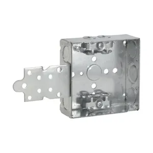 EATON TP456 Crouse-Hinds Square Outlet Box, 1/2, 4, F, 4, Ac/Mc Clamps, Welded, 1-1/2 | CA4AQU