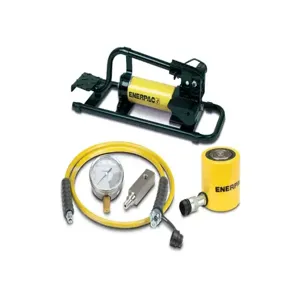 ENERPAC SCL302FP Cylinder With Foot Pump | CM9LPN