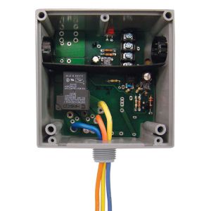 FUNCTIONAL DEVICES INC / RIB RIBTE24B Enclosed Pre-Wired Relay, With 24 VAC Power Input, Hi-Low Separate, SPDT, 20 A | CE4VGY