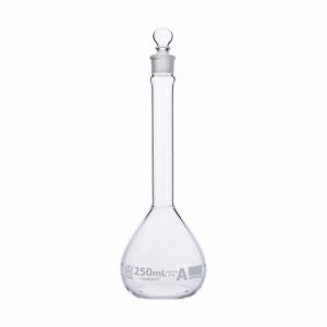 GLOBE SCIENTIFIC 8230250 Volumetric Flask, 250 mL Labware Capacity - Metric, Type I Borosilicate Glass | CP6NAG 793W36