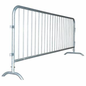 GRAINGER 12G310 Portable Barrier Railing, 125 Inch Overall Length, 42.25 Inch Overall Height, Silver | CR3EPY