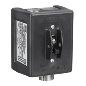 HUBBELL WIRING DEVICE-KELLEMS HBL1389MQR Switched Enclosure, With Female Receptacle, 30 A, 600 VAC, 3 Pole | AC3XER 2XE16