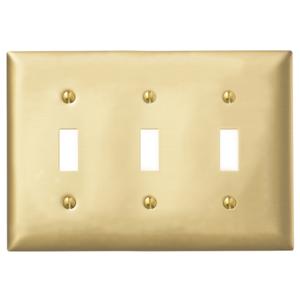 HUBBELL WIRING DEVICE-KELLEMS SB3 Wallplate, 3-Gang, 3 Toggle Opening, Standard Size, Brass | BD4PWJ