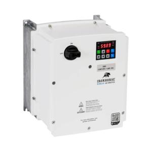 IRON HORSE ACN-22P0 AC General Purpose Drive With Disconnect, 230 VAC, 2Hp With 3-Phase Input | CV7BAF