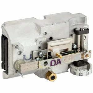 JOHNSON CONTROLS T-4002-201 Pneumatic Thermostat, Single Temp, Single Dials | CR6AXD 38Y156