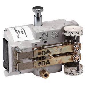JOHNSON CONTROLS T-4516-201 Pneumatischer Thermostat, Tag/Nachthöhe, Dual-Temp, Dual-Wählscheiben, 3 Rohre | CR6AWN 38Y179