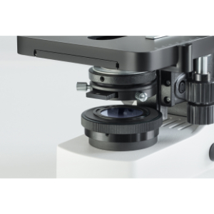 KERN AND SOHN OBL 156 Phase Contrast Microscope, Trinocular Tube Type, 4x, 10x, 40x, 100x Magnification | CJ7AEZ
