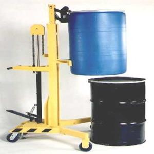 LIFTOMATIC ERGO HR 800-BC Portable Drum Handler, 800 lbs. Capacity, 36.5 x 42.5 x 65 Inch Size | CL6VYW