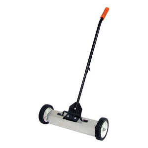 MASTER MAGNETICS 07543 Magnetic Floor Sweeper With Release, 18 Inch Sweeping Width | CJ6NBJ
