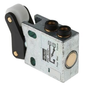 PARKER PXCM521 Limit Switch, Miniature, Plastic Roller, Roller Lever, NNP Switch | BT7RVP