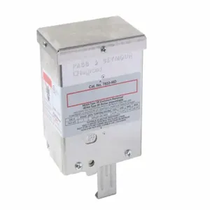 PASS AND SEYMOUR 7833-MD Toggle Switch, 600 V | CH4EVM