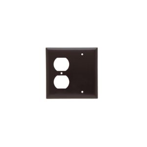 PASS AND SEYMOUR SP138 Kombinations-Wandplatte mit Öffnung, 1 Blind- und 1 Duplex-Steckdose, 2-fach | CH4BNX