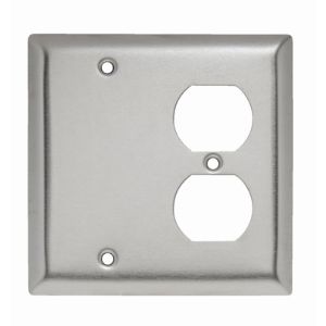 PASS AND SEYMOUR SS138 Combination Opening Wall Plate, 1 Blank And 1 Duplex Receptacle, 2 Gang | CH4BNT