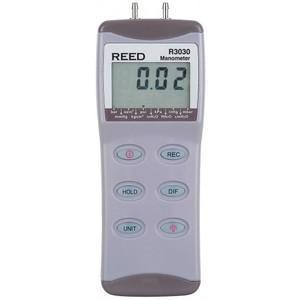 REED INSTRUMENTS R3030 Digital Manometer, Differential Gauge, 30psi | CD4DLG 8230