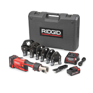 RIDGID 67178 Batteriebetriebenes Inline-Presswerkzeug-Set, mit 1/2 bis 2 Zoll Backen | CM9BKY