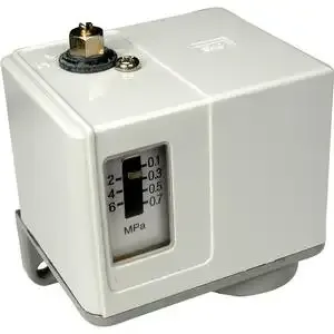 SMC VALVES IS3000-02L5-X213 Pressure Switch, 1/4 Inch Port Size | AM4KHK