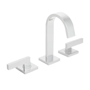 SPEAKMAN SB-2522 Faucet, Widespread, With Blade Handles | CE2ADY