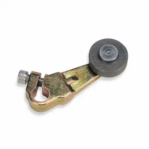 SQUARE D 7A1 Limit Switch Lever Arm, Std Roller, 1.5 in, Inside Offset, 0.75 Inch Roller Dia | CU4FLG 2EF09