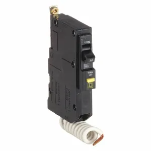 SQUARE D QOB130GFI Miniature Circuit Breaker, 30A, 1 Pole, 120VAC, 10KA, Bolt On Mount | AF9FPF 2DH03