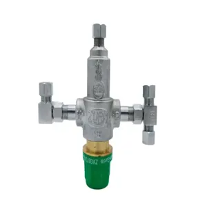 ZURN 38-ZW3870XLTF-4P Thermostatic Mixing Valve With 4-Port Compression Fittings, 3/8 Inch Size | CV8NDK